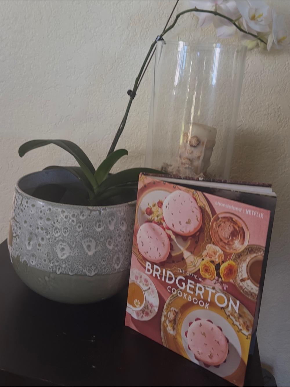 🌸 Bridgerton Official Cookbook | Netflix | Hardcover | Elegant Regency Recipes